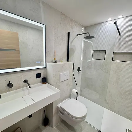 Elegant 2 Centre Proche Des Plages Апартаменты *